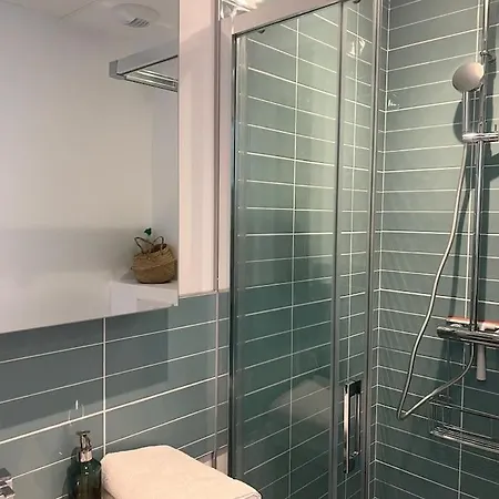 Beau 2 Pieces, A Deux Pas De La De Appartement